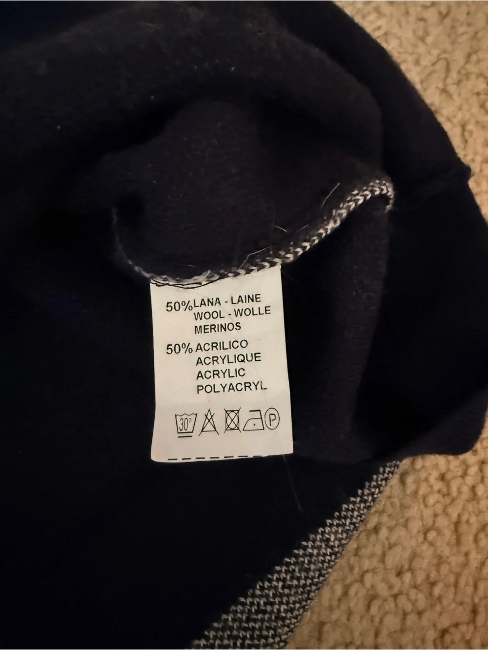 Lorenzo Magni wool sweater with patch